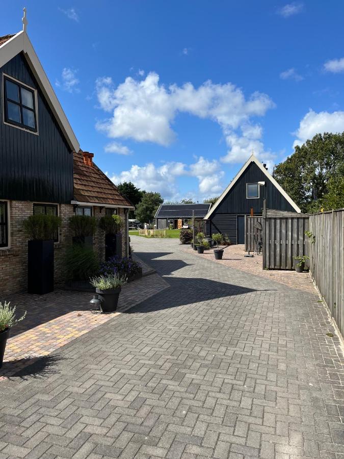 It Buthus Lägenhet Baaiduinen Exteriör bild